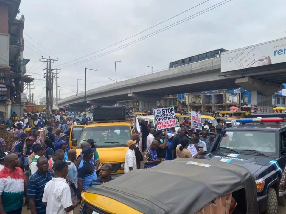 PHOTOS: NLC Protests In Lagos Over ASUU Strike | Daily Report Nigeria