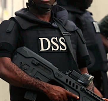 Soldier Caught Supplying Guns to Kidnappers in Abuja | Daily Report Nigeria