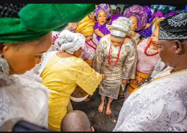 Photos from New Wife of Ooni's Arrival at Palace Emerges | Daily Report Nigeria