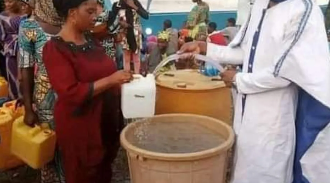 Kogi Pastor Sells 'Bulletproof Water' to Church Members | Daily Report Nigeria