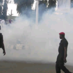 BREAKING: Police Fire Gunshots, Teargas at #ENDSARSMemorial Protesters | Daily Report Nigeria