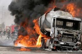 10 Burnt to Death as Fuel Tanker Explodes on Lagos-Ibadan Expressway | Daily Report Nigeria