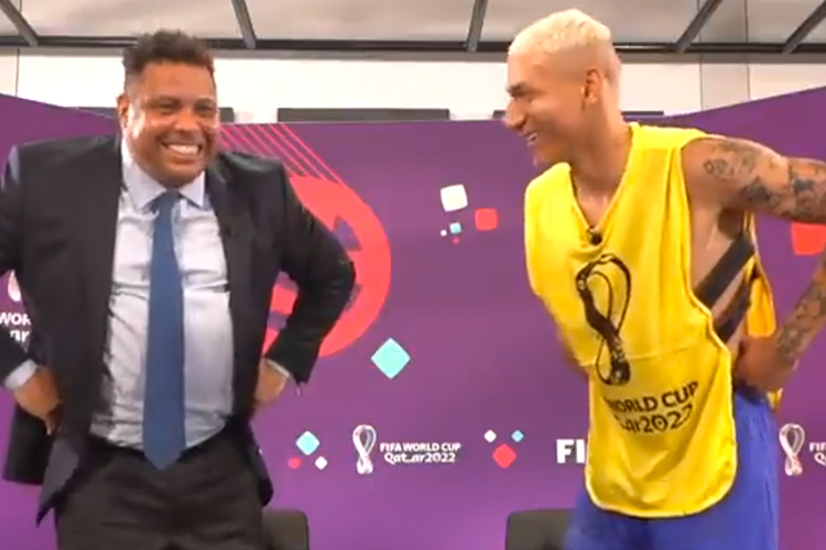 Qatar 2022: Richarlson Teaches Ronaldo Pigeon Dance | Daily Report Nigeria