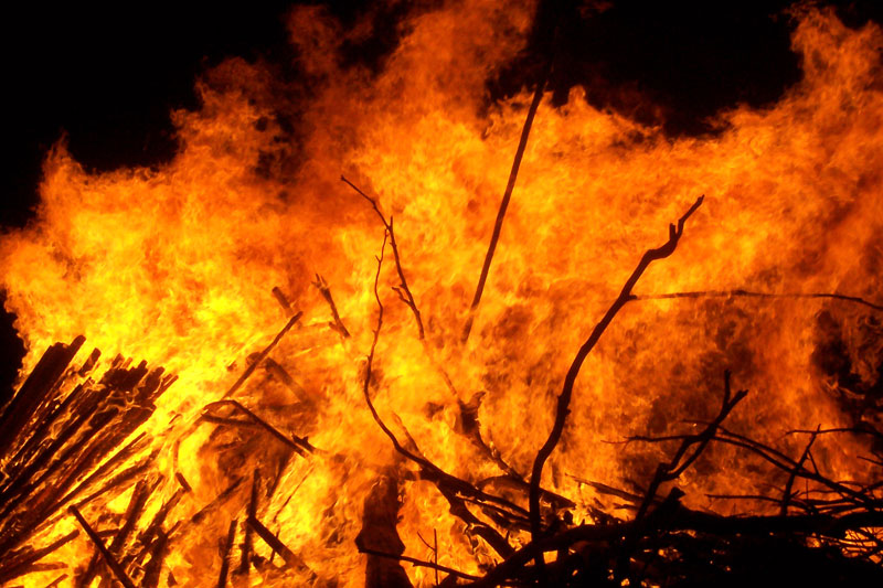 Man Sets Wife Ablaze For Failing to Prepare Dinner | Daily Report Nigeria