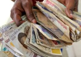 Kano Govt Shuts Supermarket For Rejecting Old Naira Notes | Daily Report Nigeria