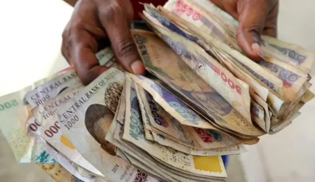 Naira Plummets to Third Worst Performing Currency Globally | Daily Report Nigeria