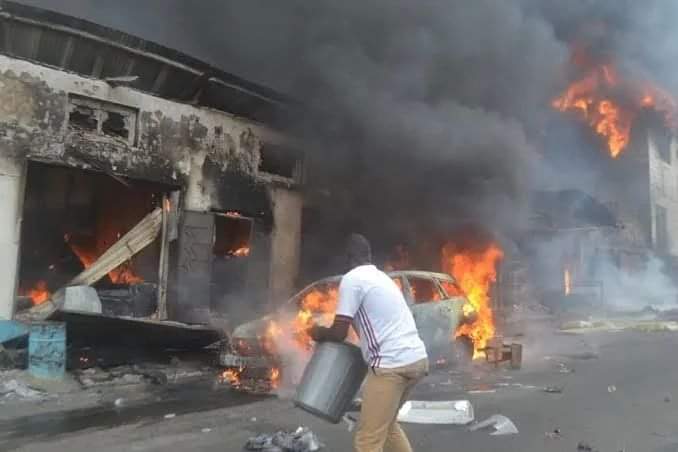 Fire Razes Mosque, Shops at Popular Rimi Market in Kano | Daily Report Nigeria
