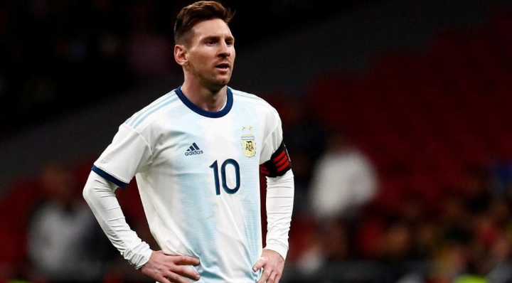 Gunmen Threaten Lionel Messi, Raid Supermarket With Gunshots | Daily Report Nigeria