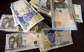 Banks Commence Issuing of Old N500, N1,000 Notes to Customers | Daily Report Nigeria