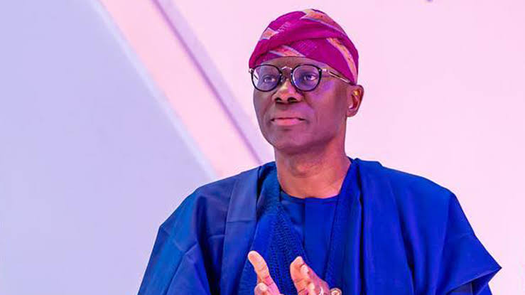 VIDEO: Sanwo-Olu Turns Usher, Greets Church Members | Daily Report Nigeria