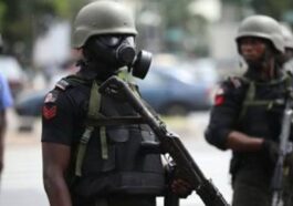 Soldiers Kill 2 Police Officers at INEC Collation Centre | Daily Report Nigeria