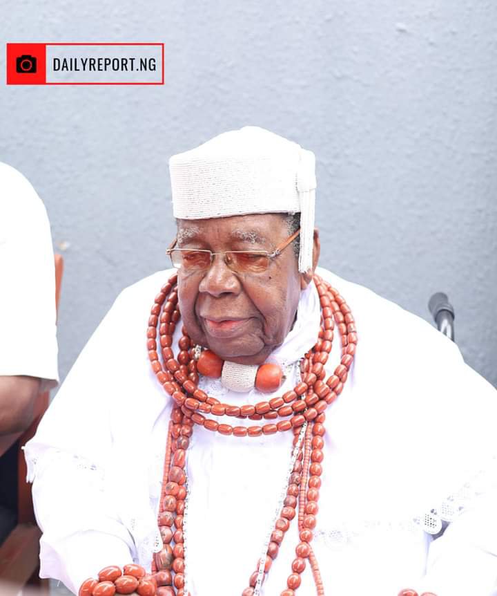 Fanfare as Ovie of Uvwie Marks 15 Years on The Throne fb img 16808567952563997036245043153281