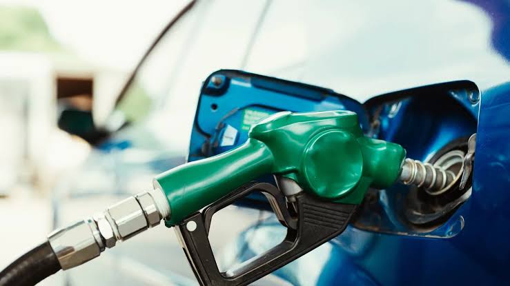 Nigerians to Buy Fuel N750 Per Litre Over Subsidy Removal