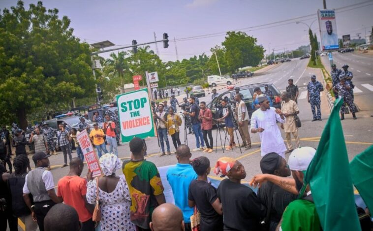 Heavy Protest Rocks Presidential Tribunal [PHOTOS]