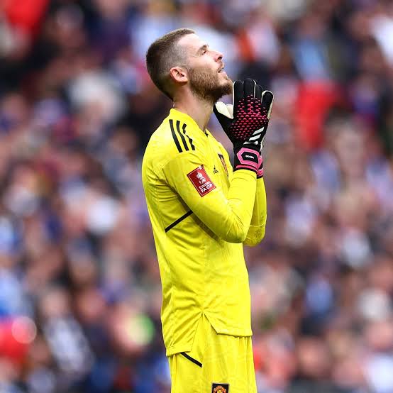 Unveiling the Legendary Status of David De Gea: A Goalkeeping Icon