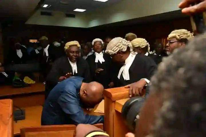 N6.9b Fraud: Emefiele Weeps as Court Makes Decision