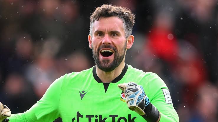 Ben Foster has retired from professional football just five games into Wrexham's 2023-24 season