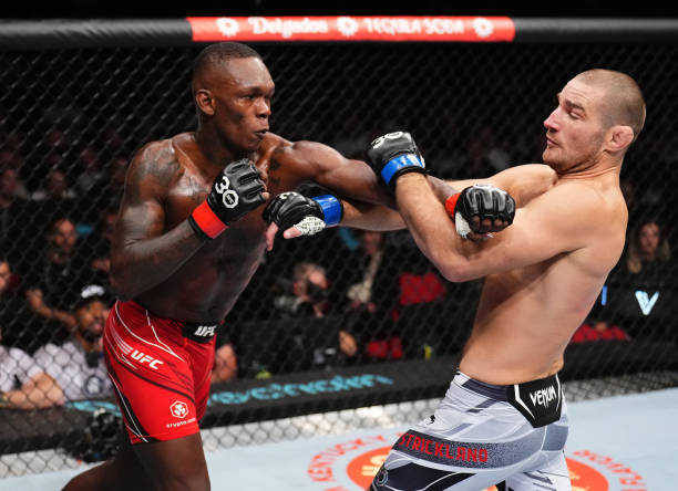 BREAKING: Israel Adesanya Loses UFC Title to Strickland