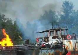 Navy Set Ablaze Vessel Loaded With Illegally Refined Crude in Rivers | Daily Report Nigeria