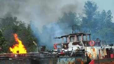 Navy Set Ablaze Vessel Loaded With Illegally Refined Crude in Rivers | Daily Report Nigeria