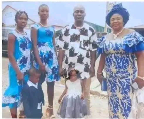 Tragedy as Man, Wife and 4 Kids Die In Auto Crash | Daily Report Nigeria