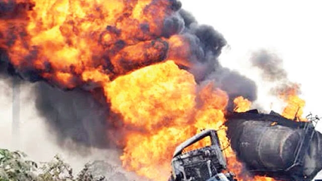 5 Die as Fuel Tanker Explodes in Delta | Daily Report Nigeria