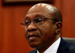 BREAKING: Emefiele Lands in EFCC Custody After Being Released by DSS | Daily Report Nigeria
