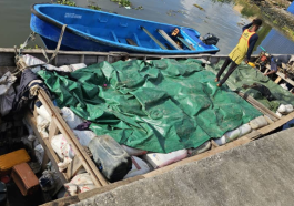 Navy Seizes ‘Over 150’ Bags Of Foreign Rice in Lagos | Daily Report Nigeria