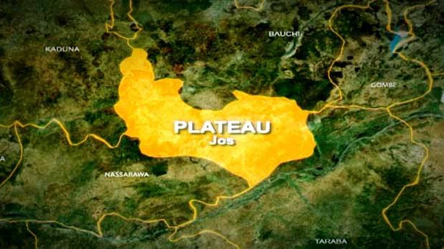 12 Die, 30 Injured as Truck Crashes in Plateau | Daily Report Nigeria