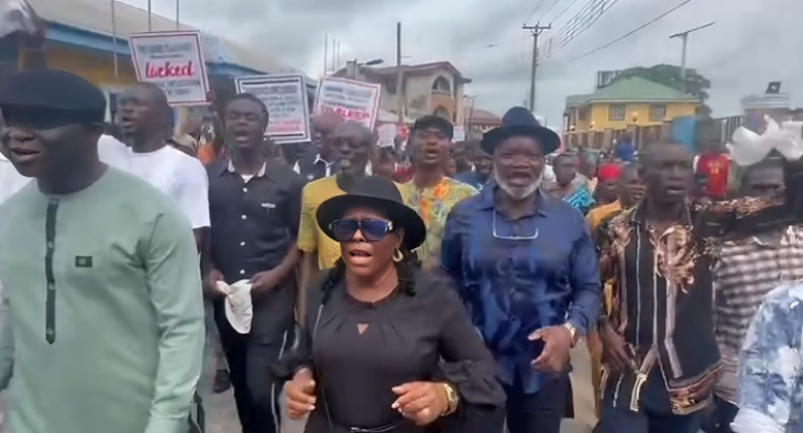 Former Rivers LG Chairmen Protest, Demand Police Presence at Council Headquarters | Daily Report Nigeria