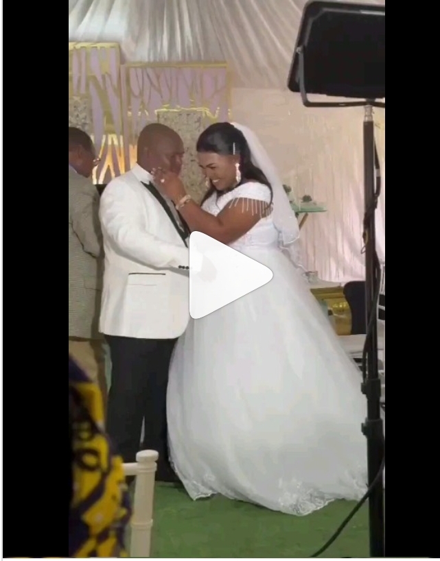VIDEO: Bride Causes Scene After Refusing To Kiss Groom on Wedding Day | Daily Report Nigeria