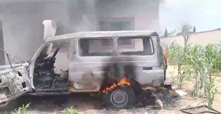 #EndBadGovernance: Hoodlums Attack Red Cross office , Burn Vehicles in Yobe | Daily Report Nigeria