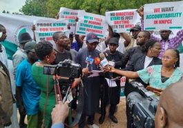 Fuel Scarcity: Protesters Demand Kyari's Sack, Decry 'Monumental Fraud' in NNPC | Daily Report Nigeria