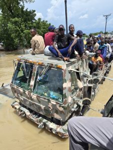 Borno Flood: Death Toll Hits 30, Army Begin Rescuing Victims [PHOTOS] | Daily Report Nigeria