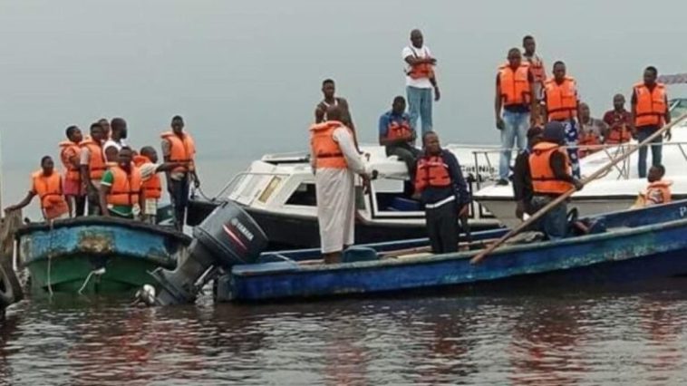 150 Missing, As Boat Conveying 300 Passengers Capsizes In Niger | Daily Report Nigeria