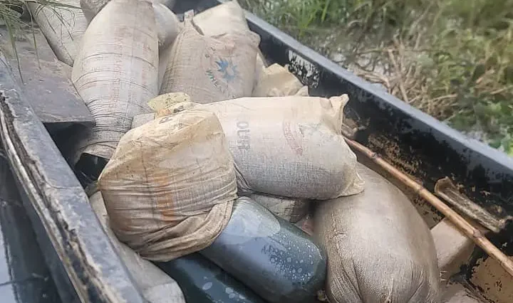 Troops Arrest 4, Close Down Illegal Refineries In Rivers | Daily Report Nigeria