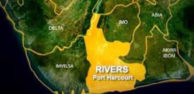 Man Bathes Female Neighbour With Hot Water In Rivers | Daily Report Nigeria