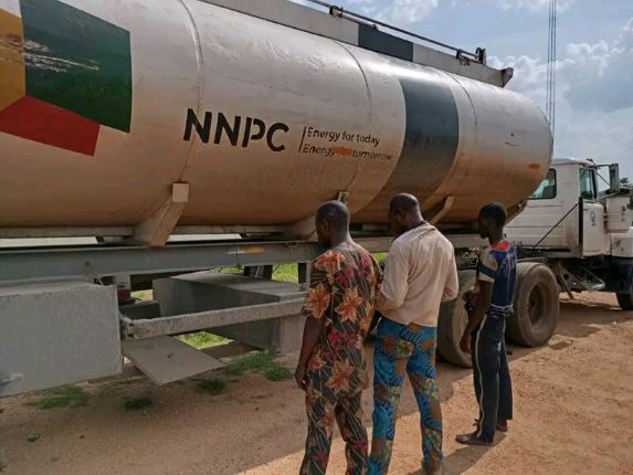 How NSCDC Nabs NNPCL Truck Driver For Diverting 10, 000 Litres Of Fuel | Daily Report Nigeria