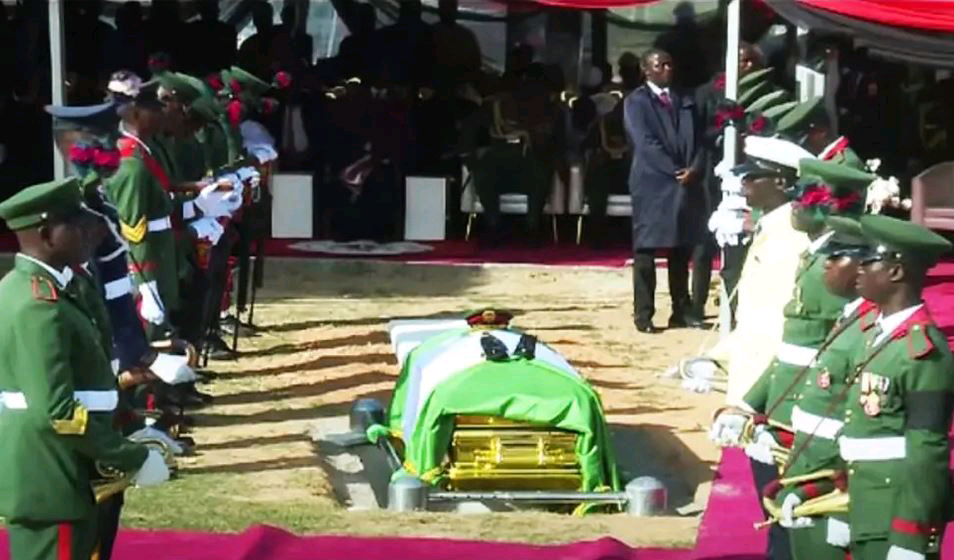 Late COAS, Lagbaja Laid To Rest Amid Tears, Tributes | Daily Report Nigeria