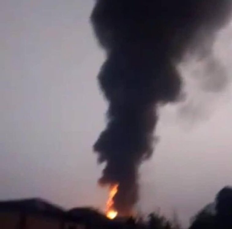  Fires Guts Bovas Petrol Station In Ibadan [Video] | Daily Report Nigeria