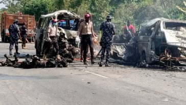 13 Passengers Burnt To Death In Ondo Road Crash | Daily Report Nigeria