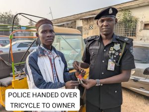 2 Thieves Drug Keke Rider, Steal Tricycle In Kano | Daily Report Nigeria