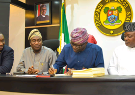 Governor Sanwo-Olu Signs Lagos Electricity Bill Into Law | Daily Report Nigeria