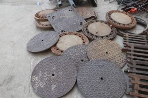 Police Arrest 50 Manhole Thieves In Abuja (PHOTOS)