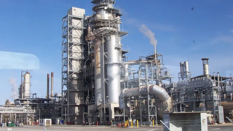 Sell Warri, Kaduna refineries to private firms – Marketers tell FG