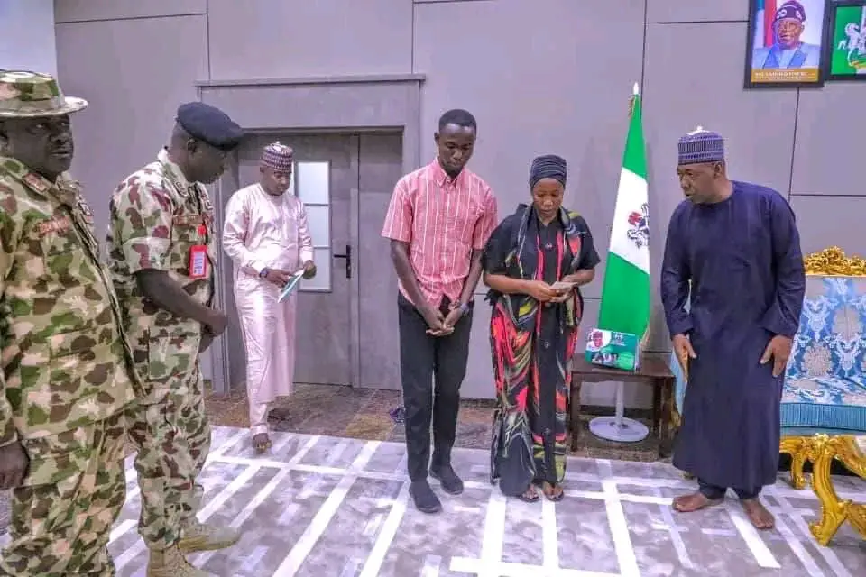 Gov Zulum Gifts N30m to Family of Army Officer Killed by Boko Haram