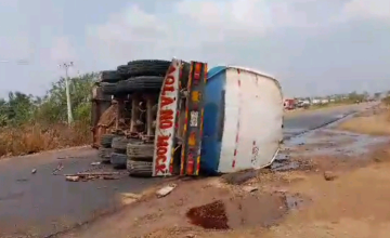 Another Petroleum Tanker Falls in Ibadan, Fire Service Responds