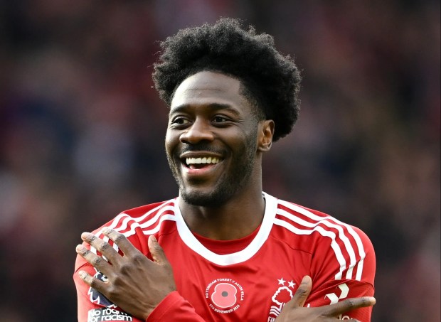 Ola Aina Nominated for 2024/25 Premier League Fan Team of the Season | Daily Report Nigeria