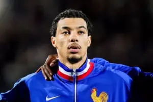 
Liverpool's Hugo Ekitiké Rejected by France and Cameroon
