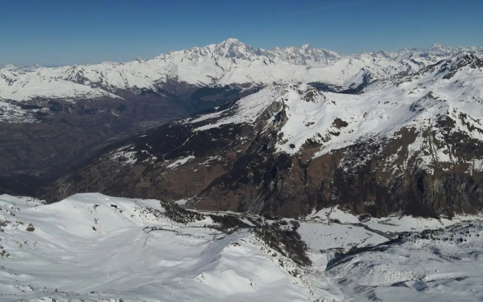 Photo of Italian Climber Dies in Mont Blanc Serac Collapse